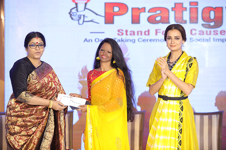 Brands Impact, Pratigya Stand for a cause, Award, Awards, Dia Mirza, Laxmi Agarwal, Acid Attack Survivor